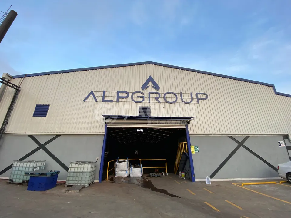 Alpgroup için fabrika cephesi metal harf uygulaması