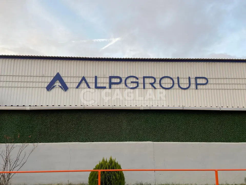Alpgroup için ışıksız harf detayı uygulaması